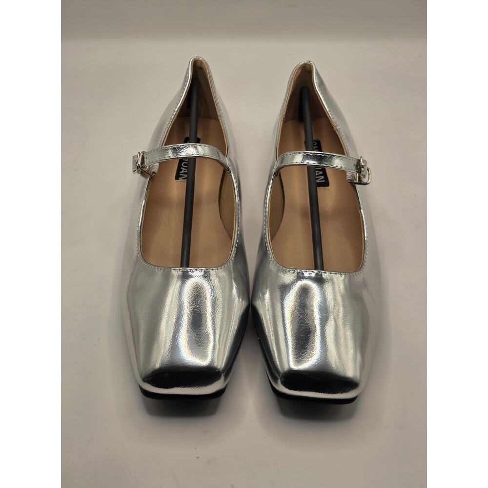Women's Silver Mary Jane Flats Size US 8 EU 40 Square Toe Metallic